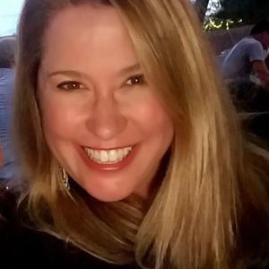 Meet your Posher, Chrissy